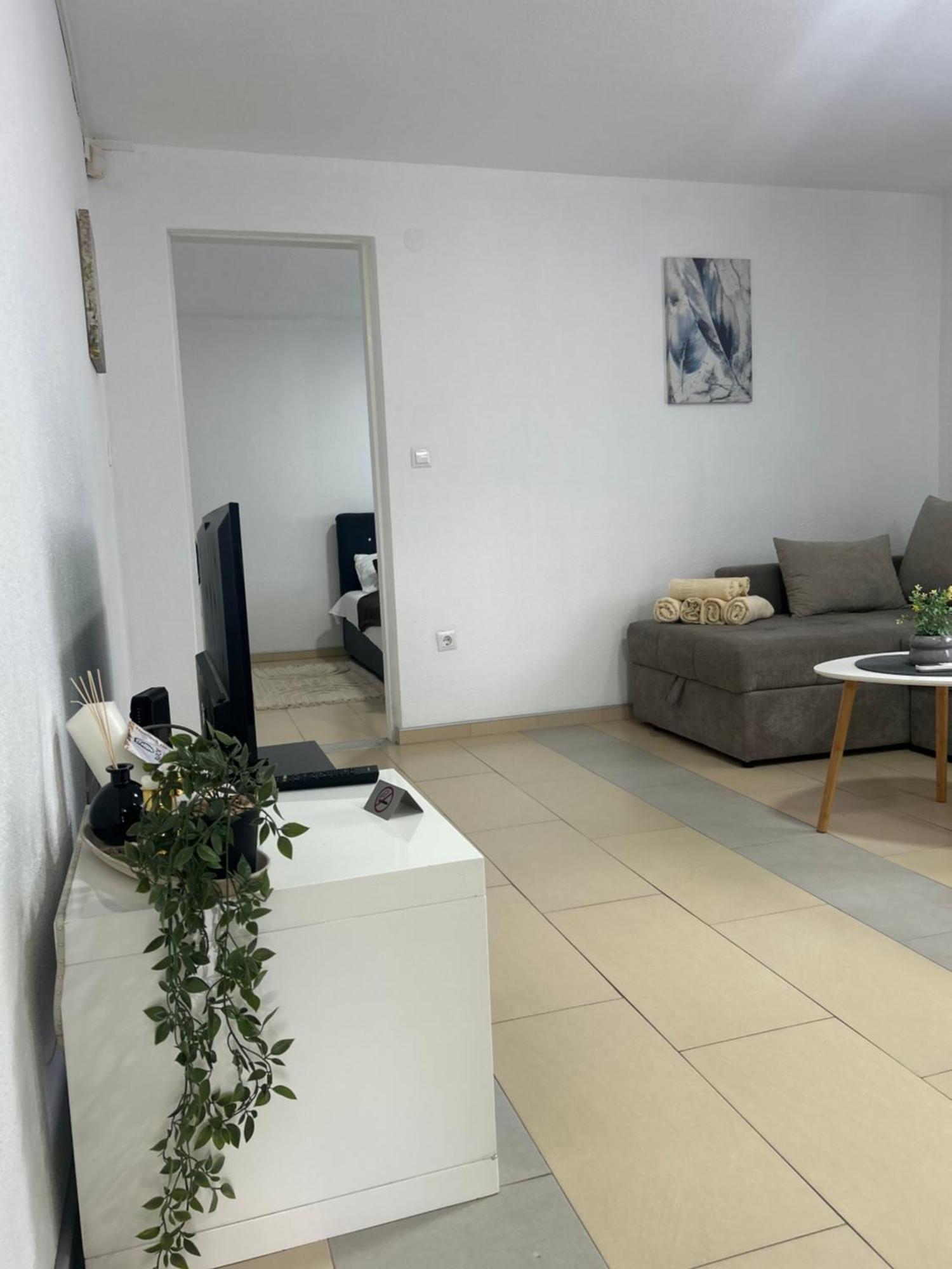 Apartmani Star Tuzla Esterno foto